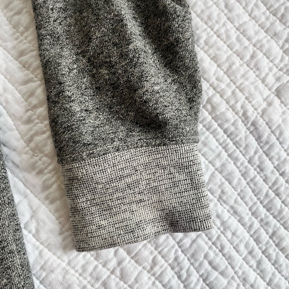 AMERICAN EAGLE 🦅 TAILGATE OVERSIZED SWEATSHIRT SZ MEDIUM - Picture 6 of 8